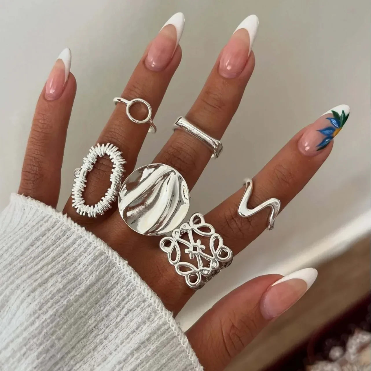 4pcs Set Irregular Folds Vintage Hip Hop Geometric Ring Sets for Women Exaggerated Adjustable Ring Finger Rings Y2K Jewelry Gift