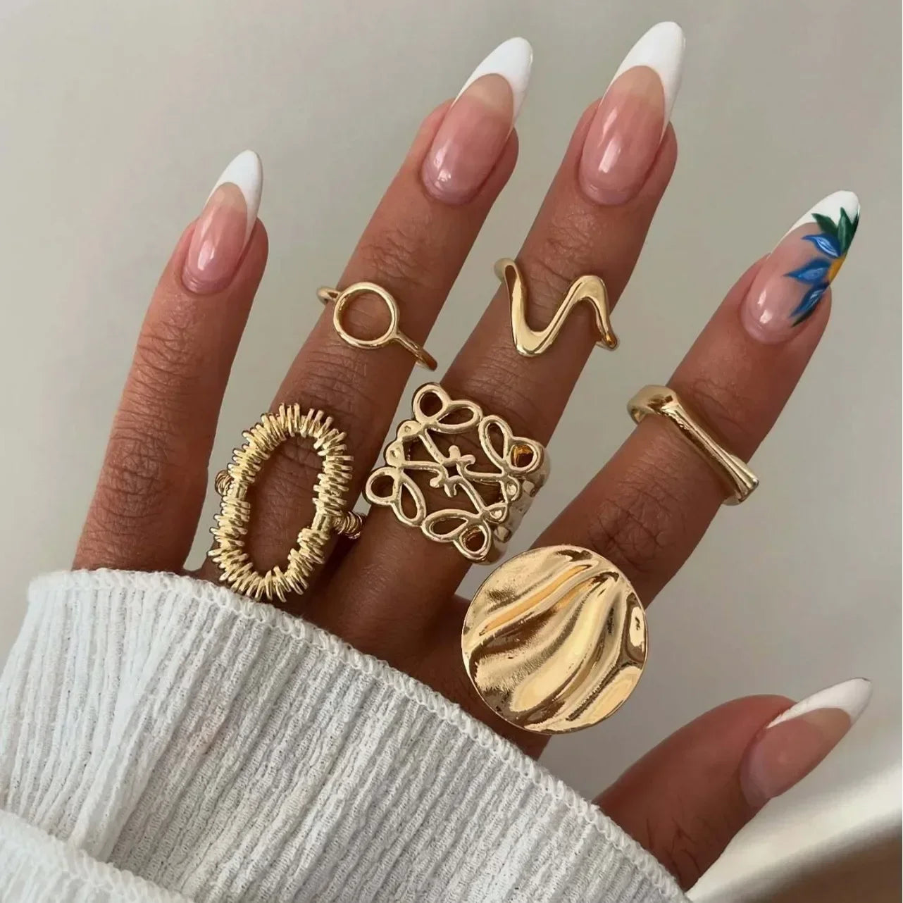 4pcs Set Irregular Folds Vintage Hip Hop Geometric Ring Sets for Women Exaggerated Adjustable Ring Finger Rings Y2K Jewelry Gift