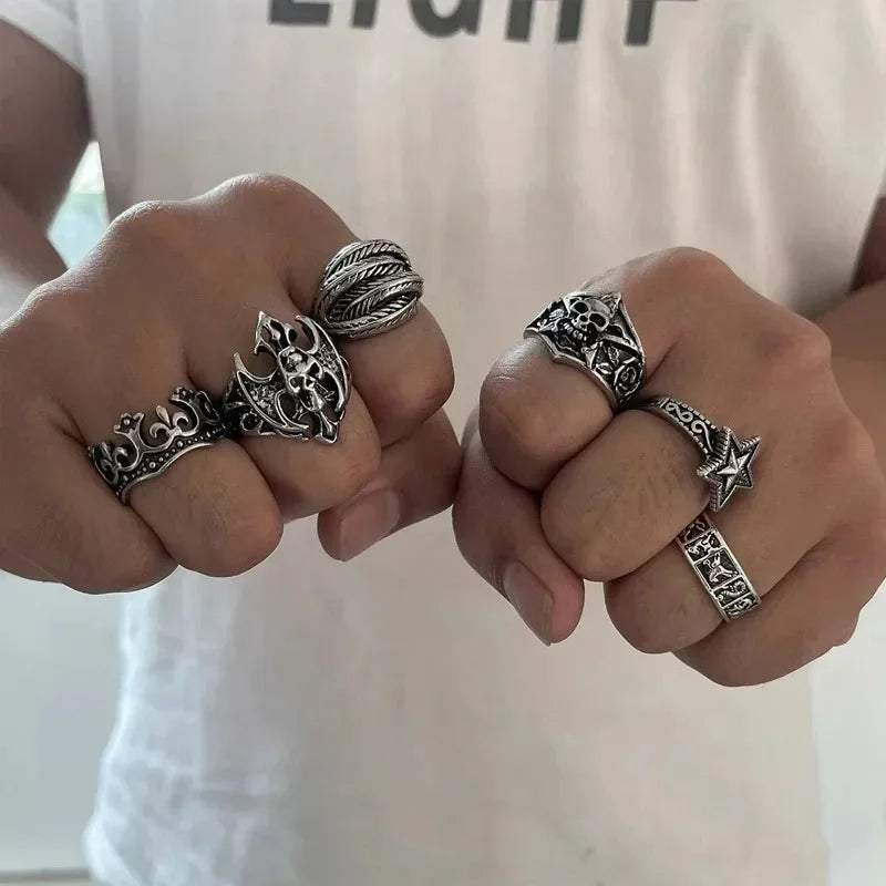 4pcs Set Irregular Folds Vintage Hip Hop Geometric Ring Sets for Women Exaggerated Adjustable Ring Finger Rings Y2K Jewelry Gift